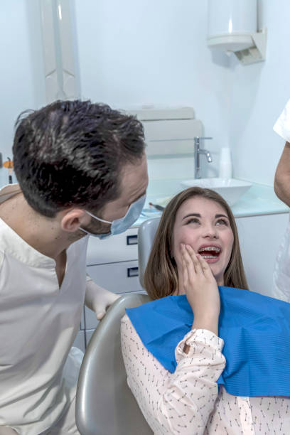 Best Broken or Cracked Tooth Emergency Dentist in Somers, WI